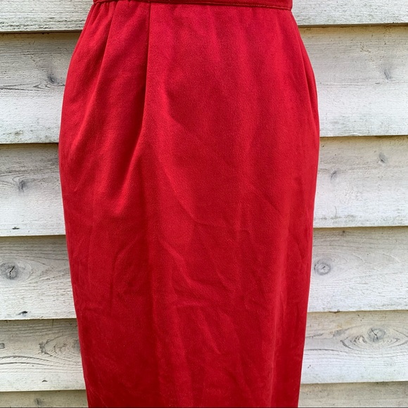 Vintage 80s Red Vegan Faux Suede Leather High Waisted Fitted Midi Pencil Skirt - Picture 7 of 16